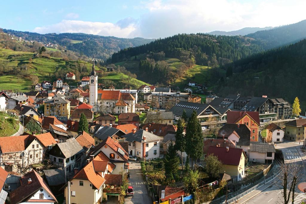 Hotel Cerkno Exterior photo